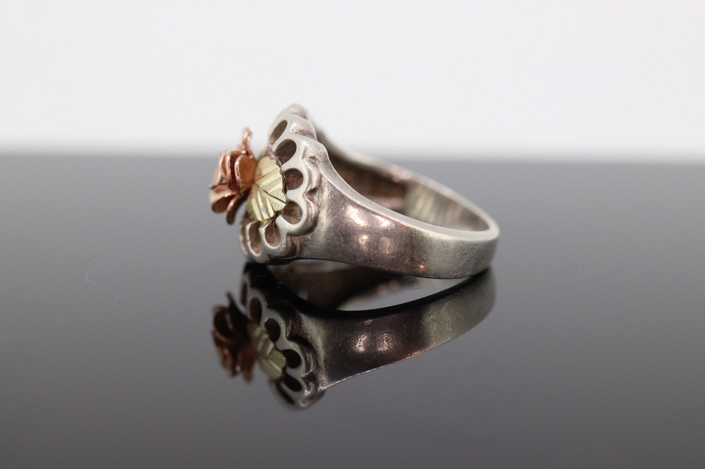 Black Hills Gold Sterling Silver ROSE Band. 10k Black Hills Gold Flower ROSE ring. st(26)