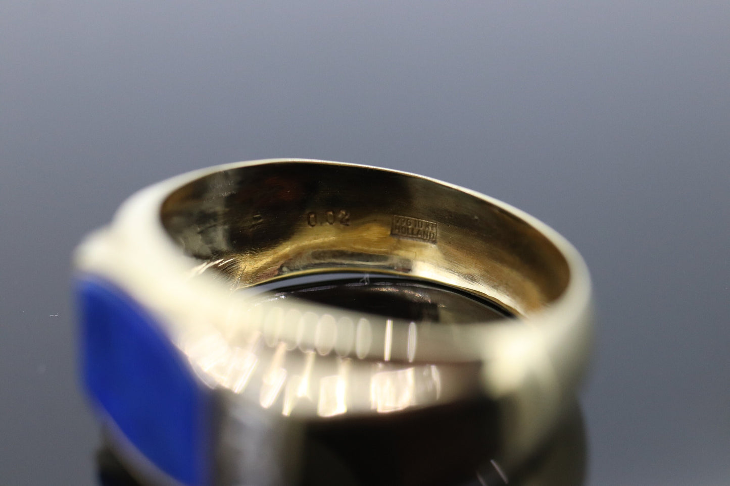 10k Lapis Lazuli and Diamond Ring. Lapis and Diamond signet ring. HOLLAND made Very unique. St(105) Sz8