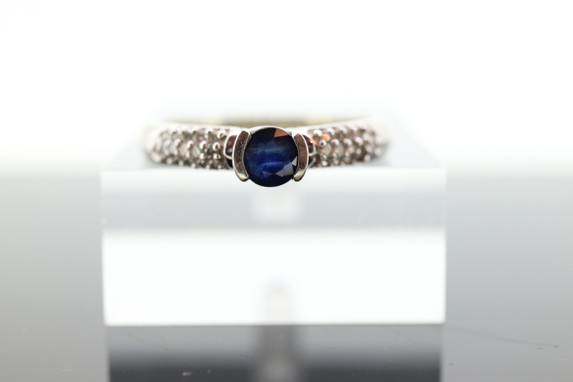 EFFY Sapphire ring. 14k Sapphire Diamond solitaire ring. BITA Sapphire diamond ring. st(155)