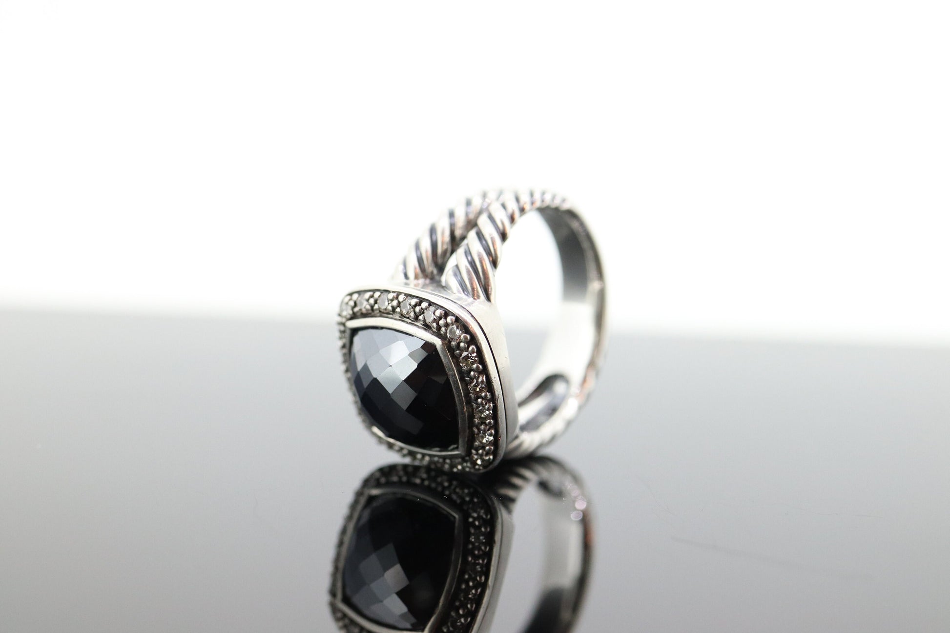 David Yurman ALBION Hematite Diamond ring. Sterling Diamond Halo Hematite Cable ring. st(236)