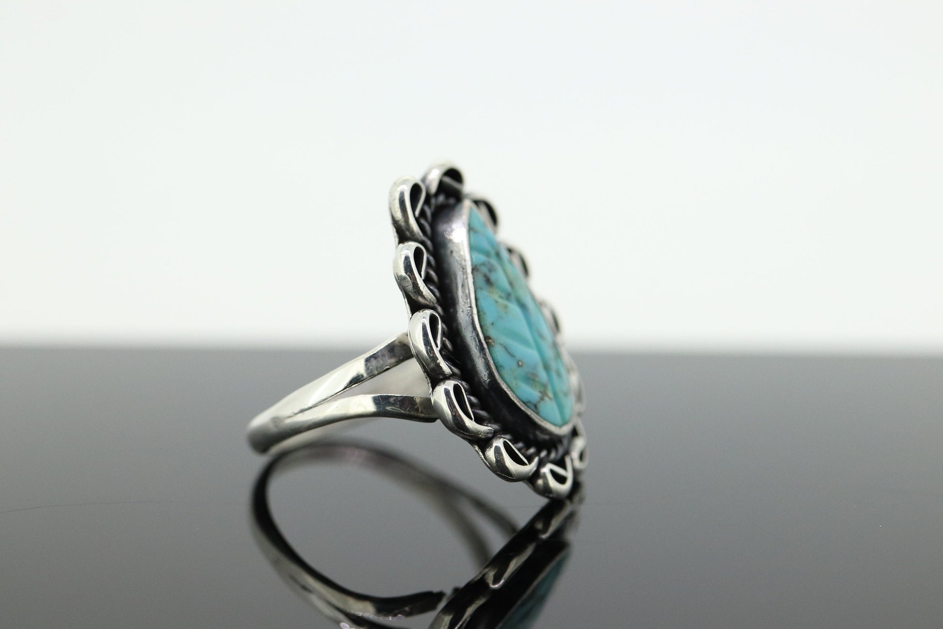 Zuni Navajo Large Sterling Silver Signet ring. LEAF Turquoise Bezel set Ring.  St(20)