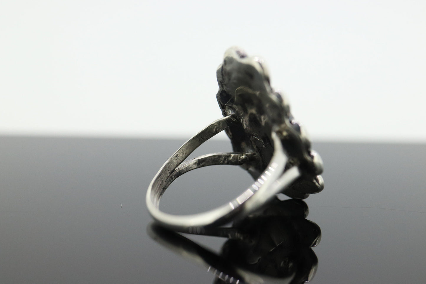 Zuni Navajo Large Sterling Silver Signet ring. LEAF Turquoise Bezel set Ring.  St(20)