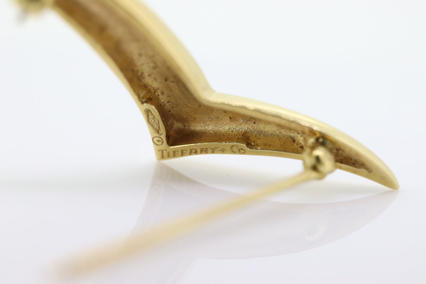 18k Tiffany Seagull Check Brooch. Tiffany and Co. SEAGULL Brooch. Tiffany and Company BROOCH st(259)