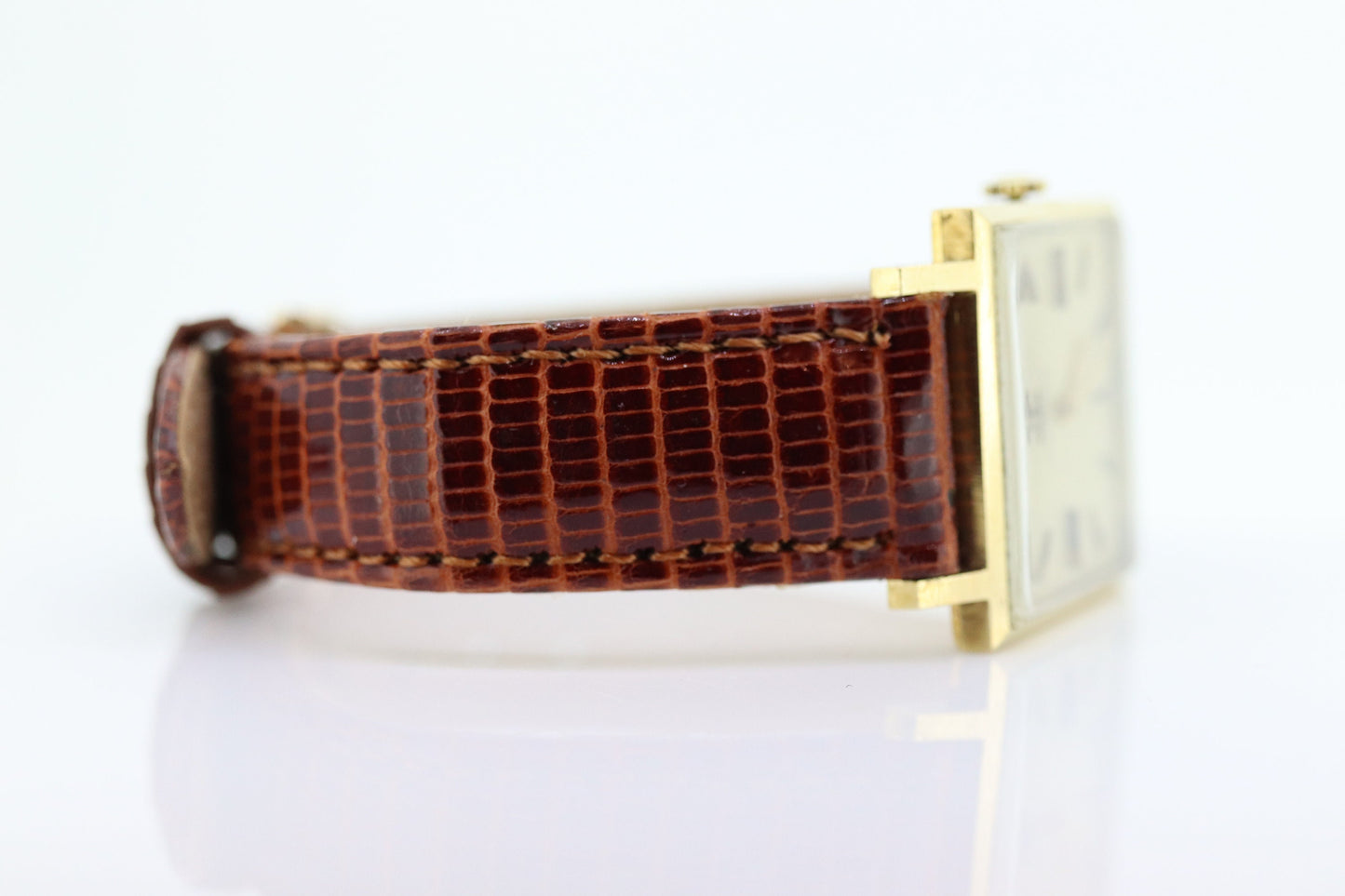 18k MOVADO SQUARE Manual Watch. Movado Vintage Tank