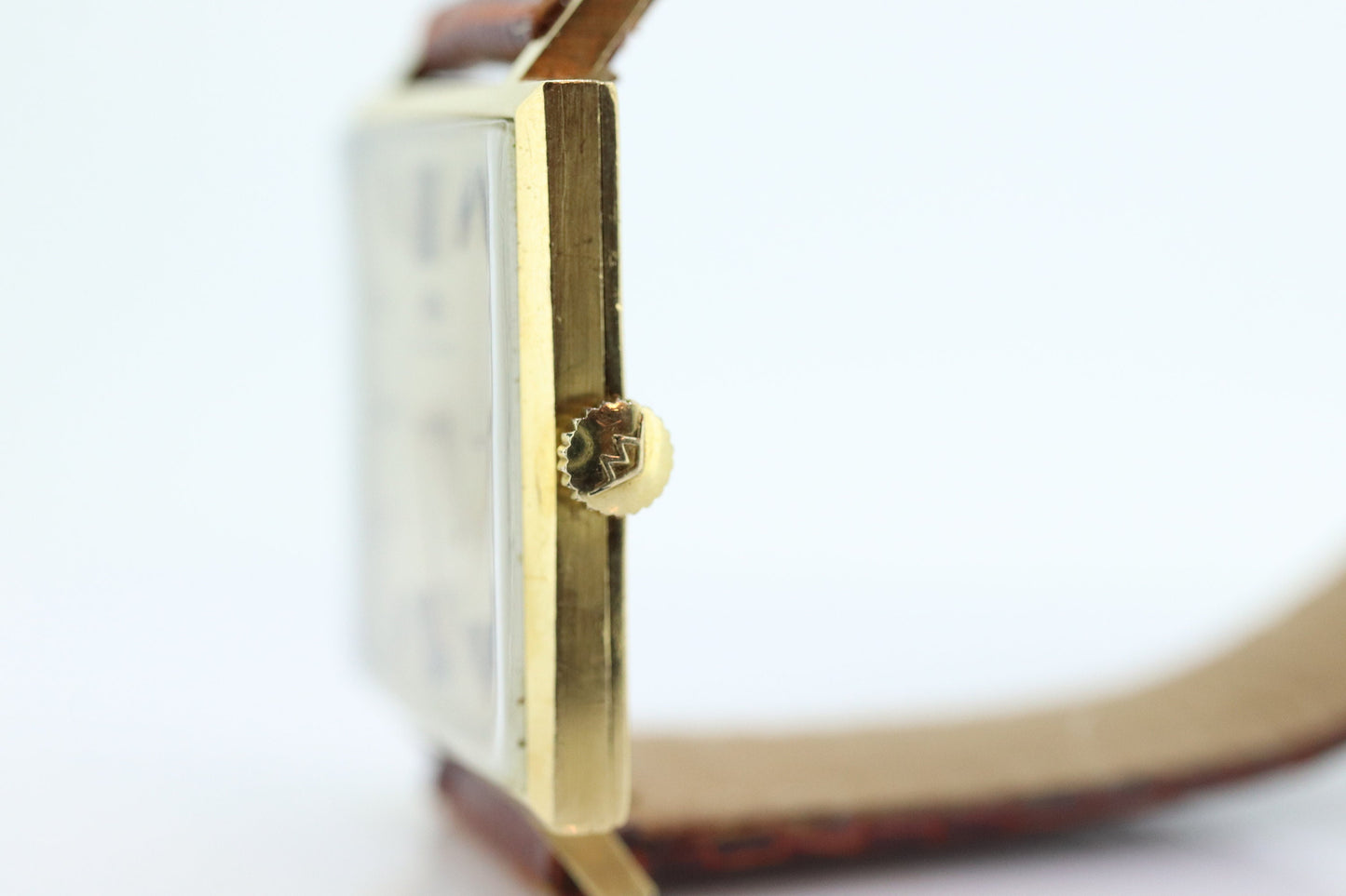 18k MOVADO SQUARE Manual Watch. Movado Vintage Tank
