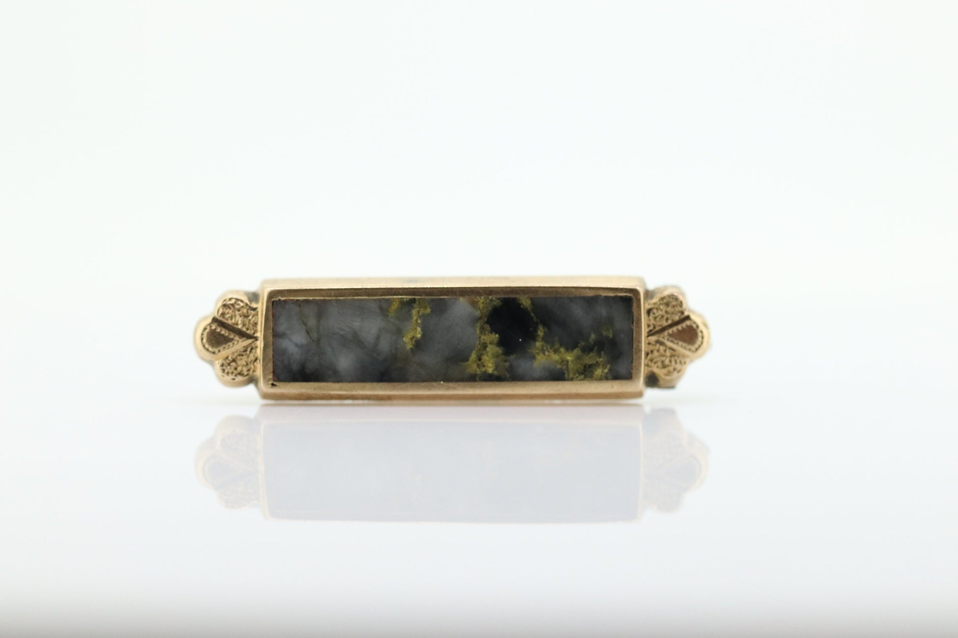 10k Quartz Agate Seed Victorian Lingerie bar brooch or lingerie pin. Gold Vein Agate brooch pin. st(55)