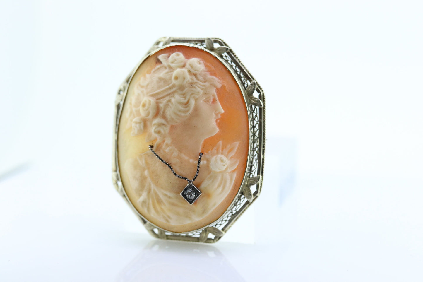 14k White Gold Cameo w/ Diamond, Vintage Filigree Carved Shell Brooch Pin or Pendant. Carved Cameo Shell Pendant and Brooch. st(106)
