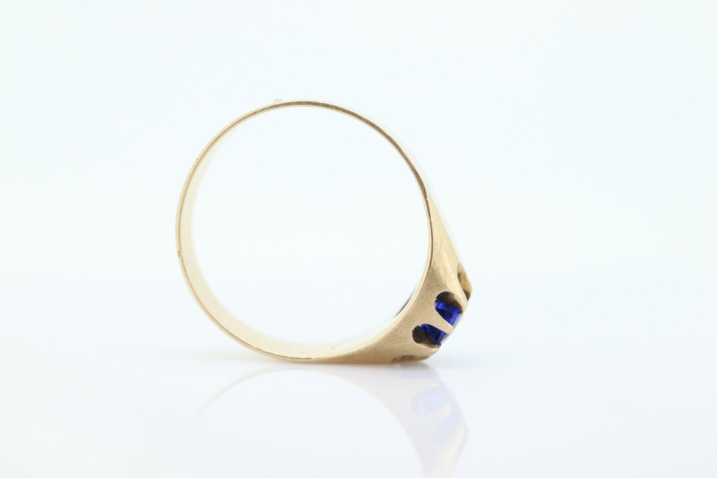 10k Blue IOLITE solitaire belcher setting ring. 10k Victorian Belcher set claw iolite wide band. st(92)