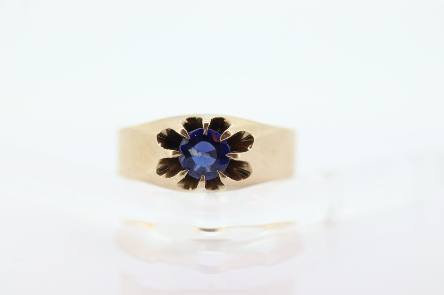 10k Blue IOLITE solitaire belcher setting ring. 10k Victorian Belcher set claw iolite wide band. st(92)