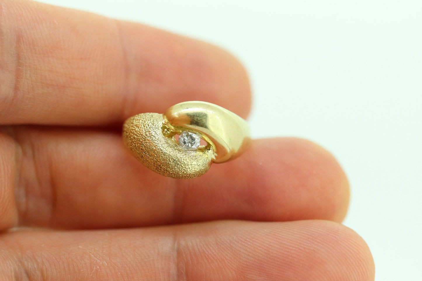 Diamond Tension Ring. 14k Diamond Solitaire Puffed Textured Swirl Swivel bypass ring. st(75)