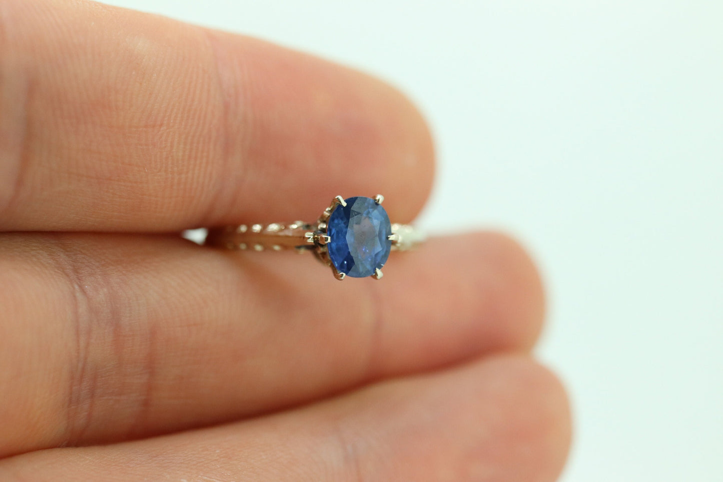 Large oval Sapphire 14k solitaire ring. 14k white gold Art deco engraved designs and high cathedral. st(63)