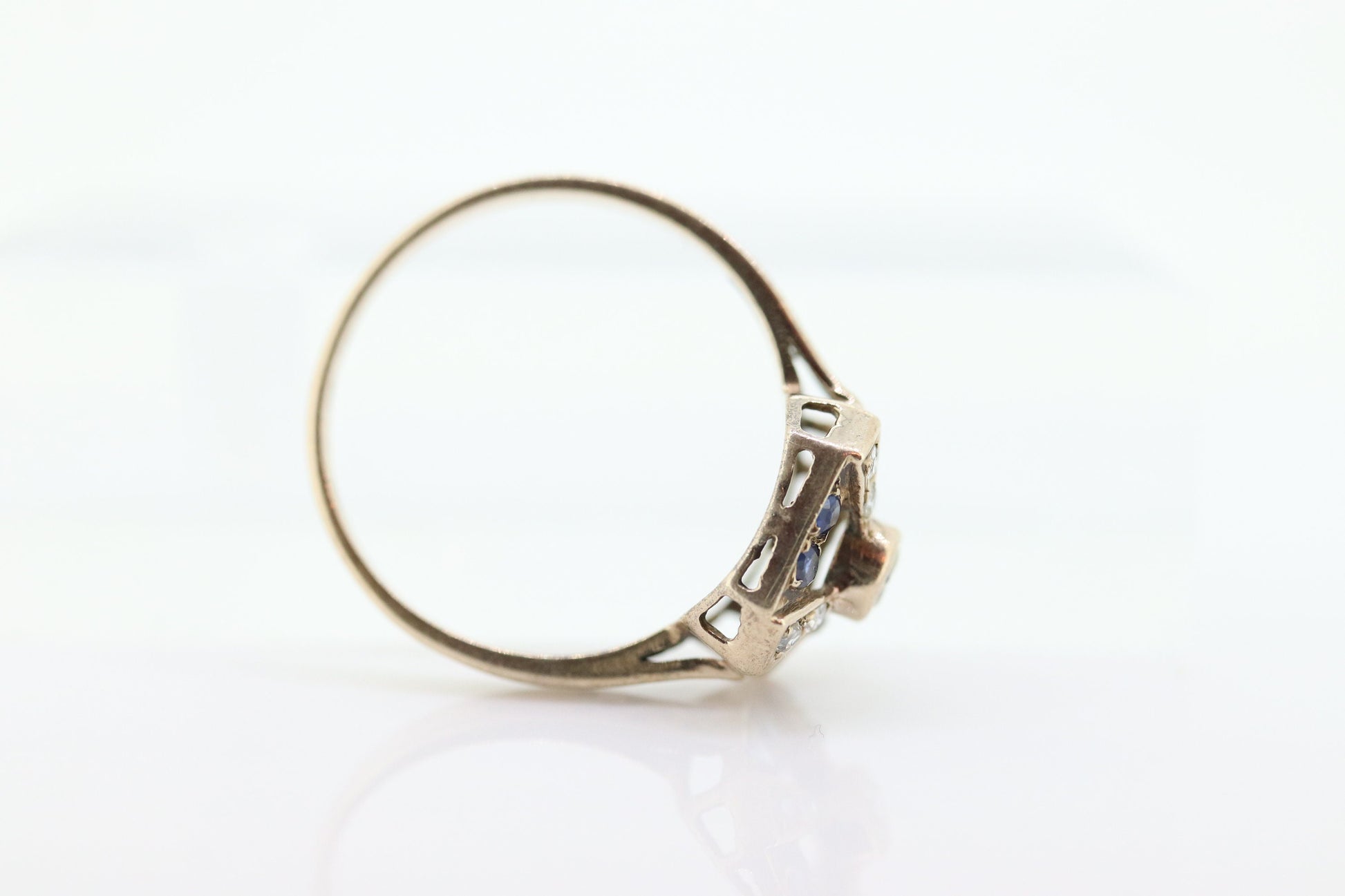 Antique ring. 10k diamond and sapphire shield ring. 10k White Gold Art Deco Square Target diamond shield ring. st(196)