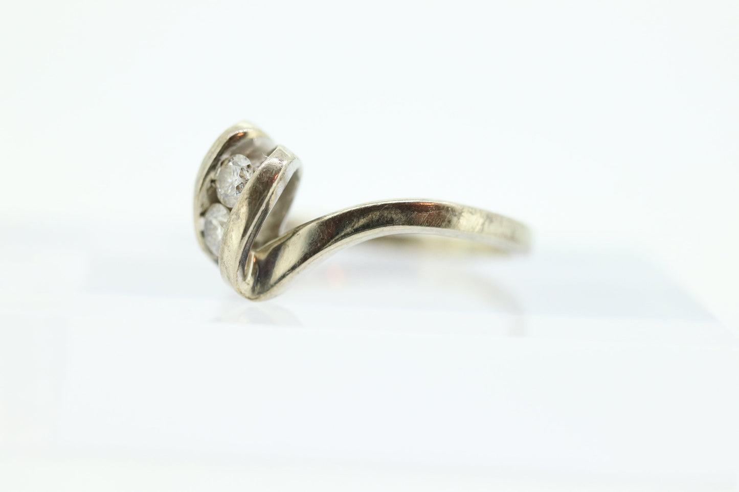 Diamond Tension Ring. 10k White Gold Diamond Bypass Double diamond Swirl Swivel bypass ring. st(85)