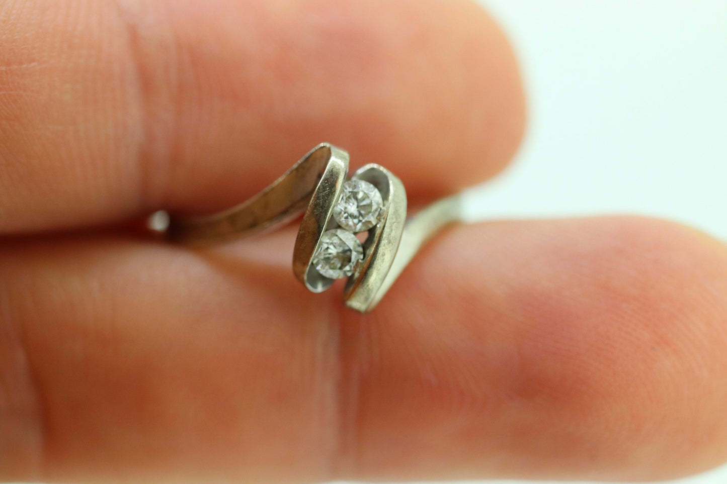 Diamond Tension Ring. 10k White Gold Diamond Bypass Double diamond Swirl Swivel bypass ring. st(85)