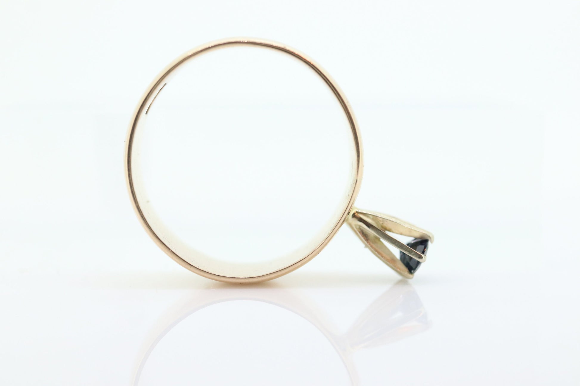 10k Blue Sapphire solitaire high setting ring. 10k Victorian Wide band Prong set Sapphire wide cigar band. st(130)