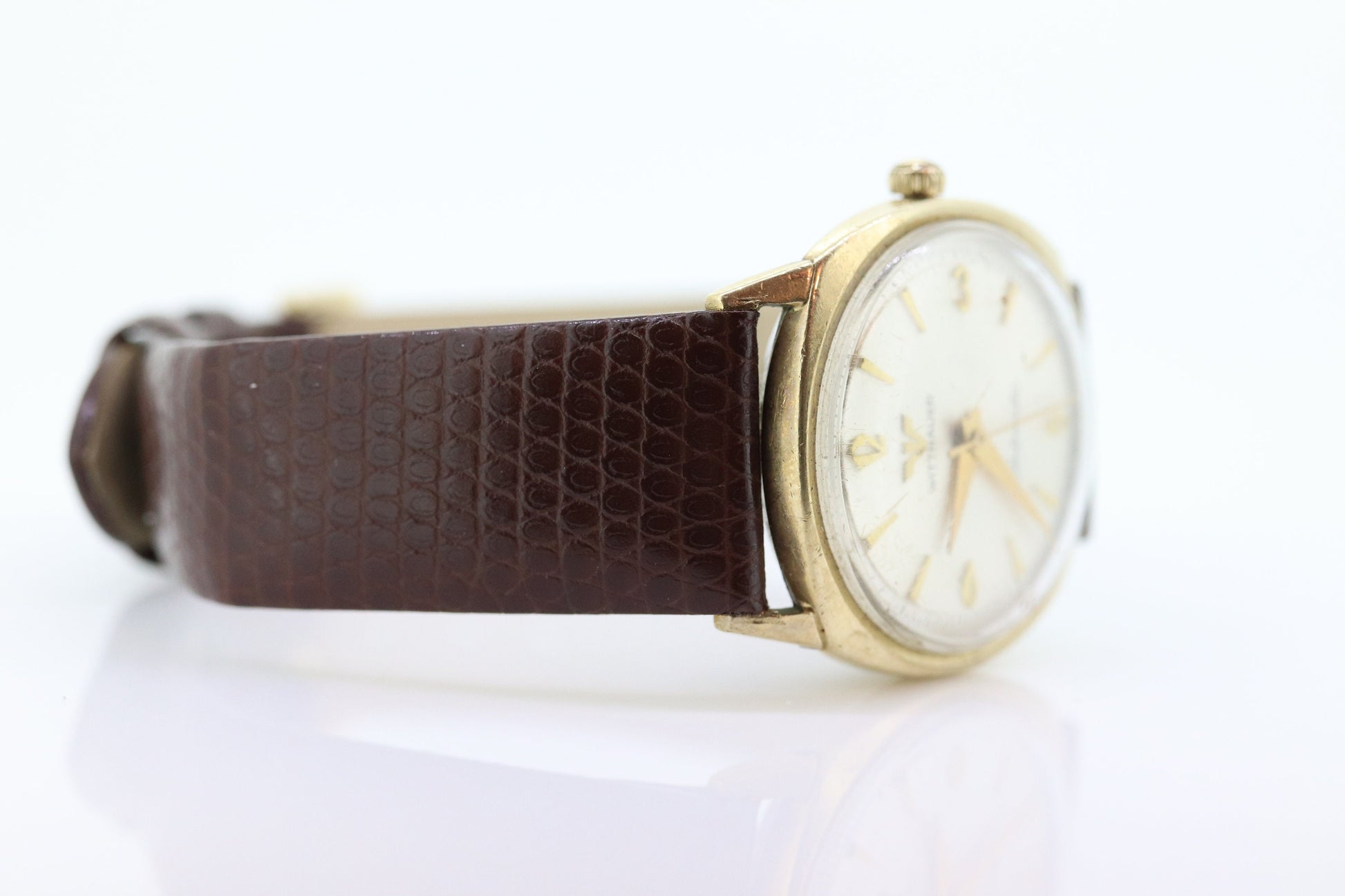 Vintage Wittnauer Mens Wristwatch. 1950s Round Wittnauer 10k Gold Filled Automatic. st(50)