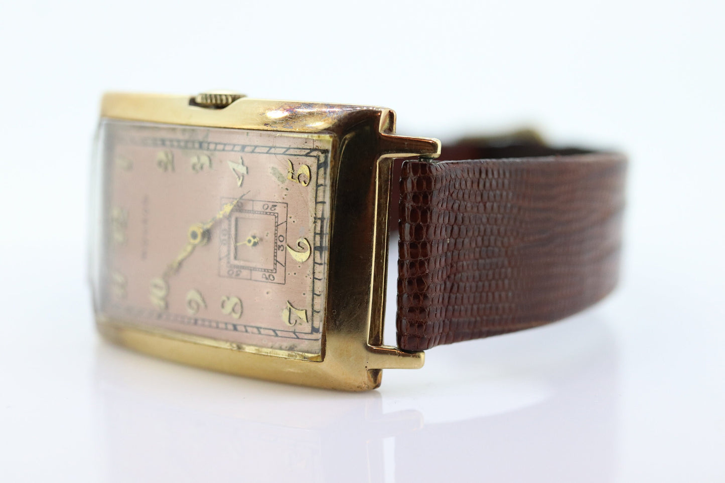14k MOVADO Rectangle Manual Watch. Antique Mens Movado Vintage Tank Wrist Watch with a second hand. st(414)