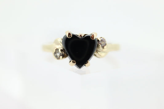 10k ONYX and diamond(CZ) HEART ring. Heart Onyx ring. st(120)