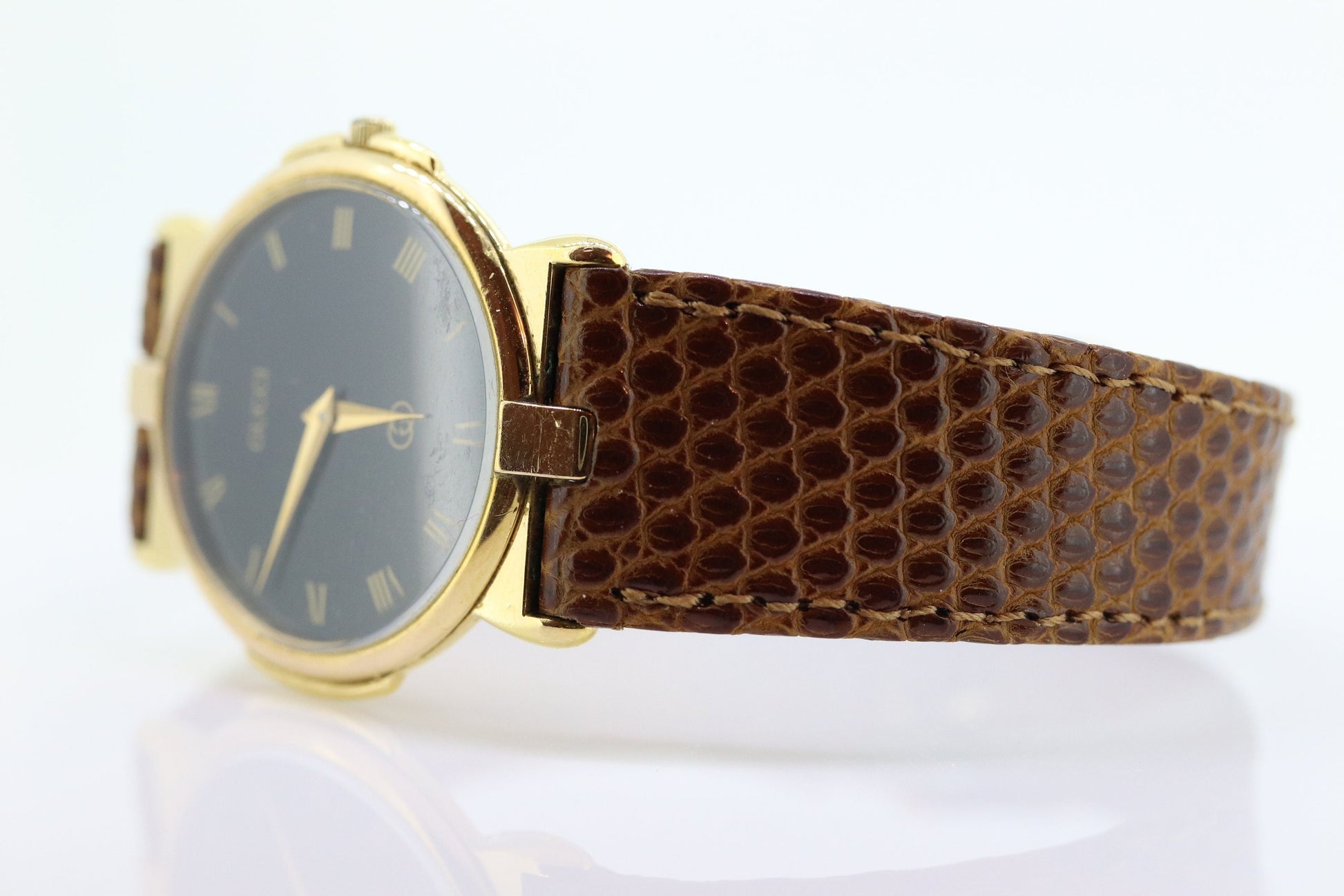 Vintage GUCCI 3400 FM Quartz Leather Watch Timepiece. Ladies Mens 18k Gold Plated Gucci watch st(130)