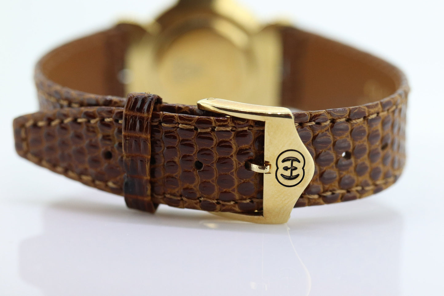 Vintage GUCCI 3400 FM Quartz Leather Watch Timepiece. Ladies Mens 18k Gold Plated Gucci watch st(130)
