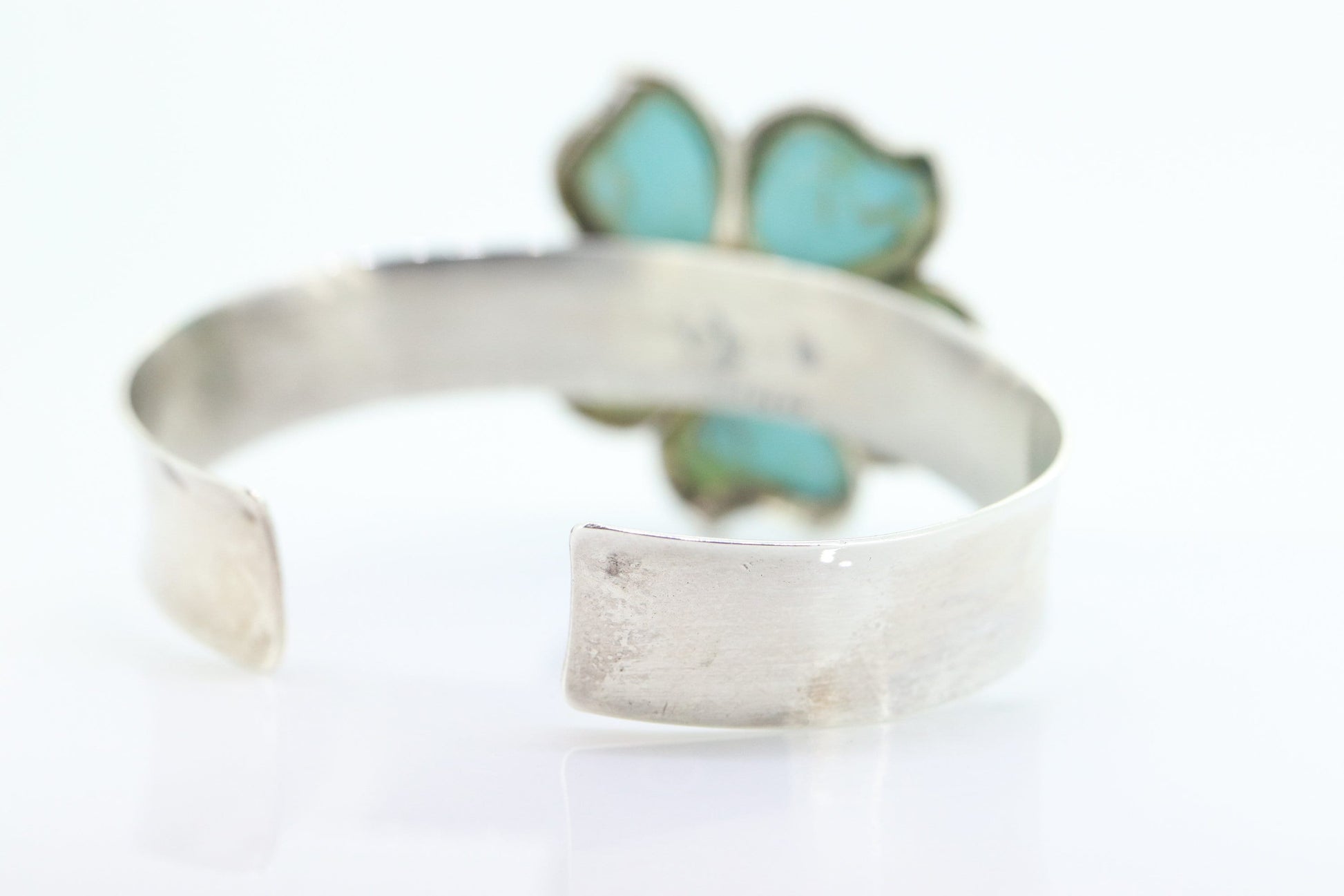 Large Turquoise FLOWER Bangle Cuff Bracelet. Sterling Silver Turquoise Flower Bangle. bead work. st(32)