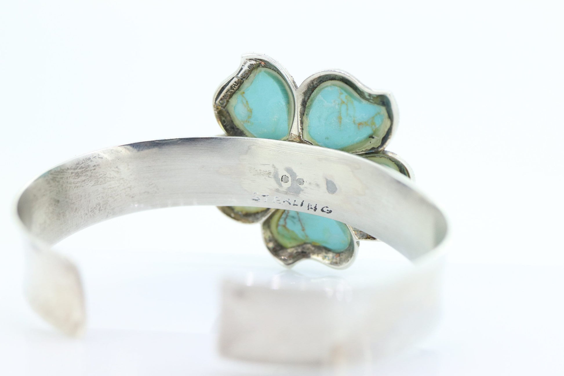 Large Turquoise FLOWER Bangle Cuff Bracelet. Sterling Silver Turquoise Flower Bangle. bead work. st(32)