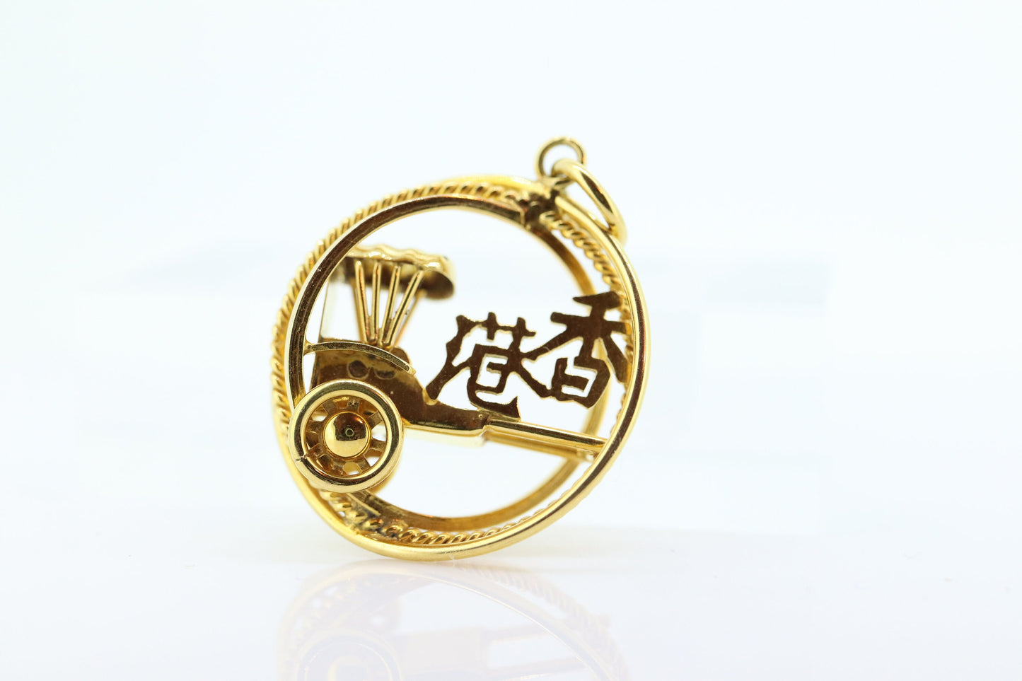 14k CHINESE RICKSHAW cart carriage Medallion pendant. 14k 3D Cart BUGGY rickshaw Geometric Charm st(92)