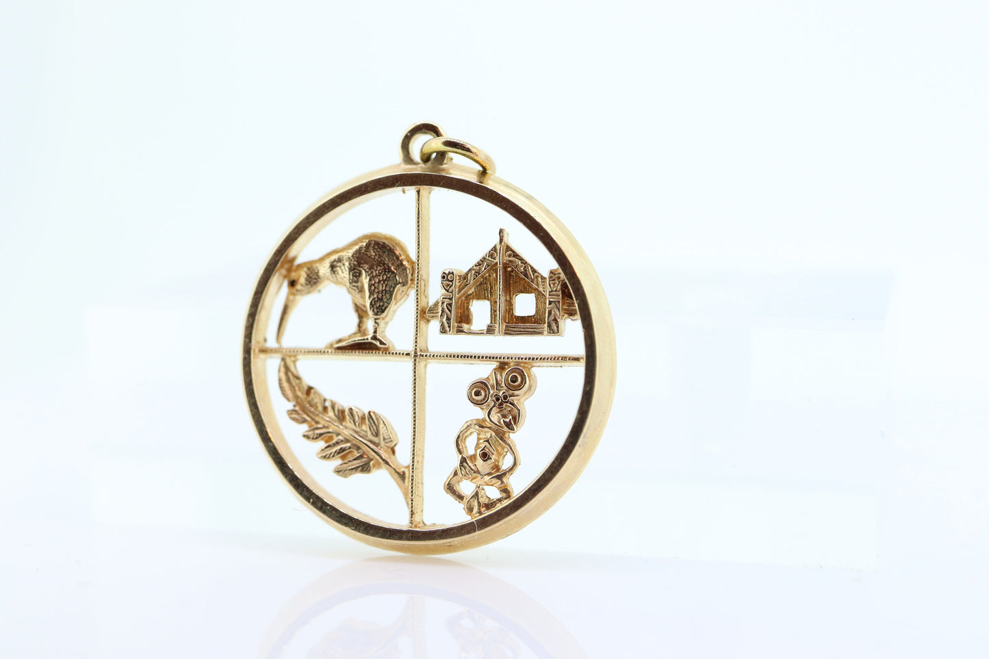 14k NEW ZEALAND Pendant Medallion. 14ct Gold Kiwi Fern Aboriginal Hut New Zealand. National Round Disk Medallion Pendant. st(139)