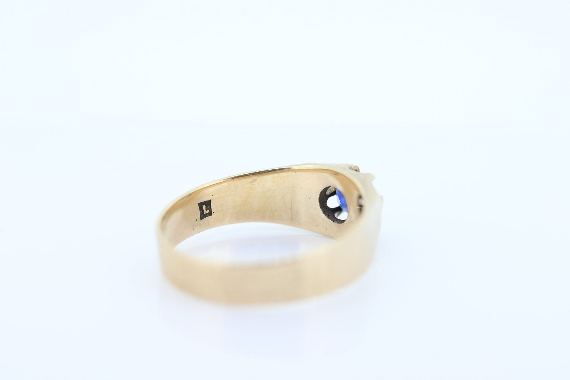 10k Blue IOLITE solitaire belcher setting ring. 10k Victorian Belcher set claw iolite wide band. st(92)