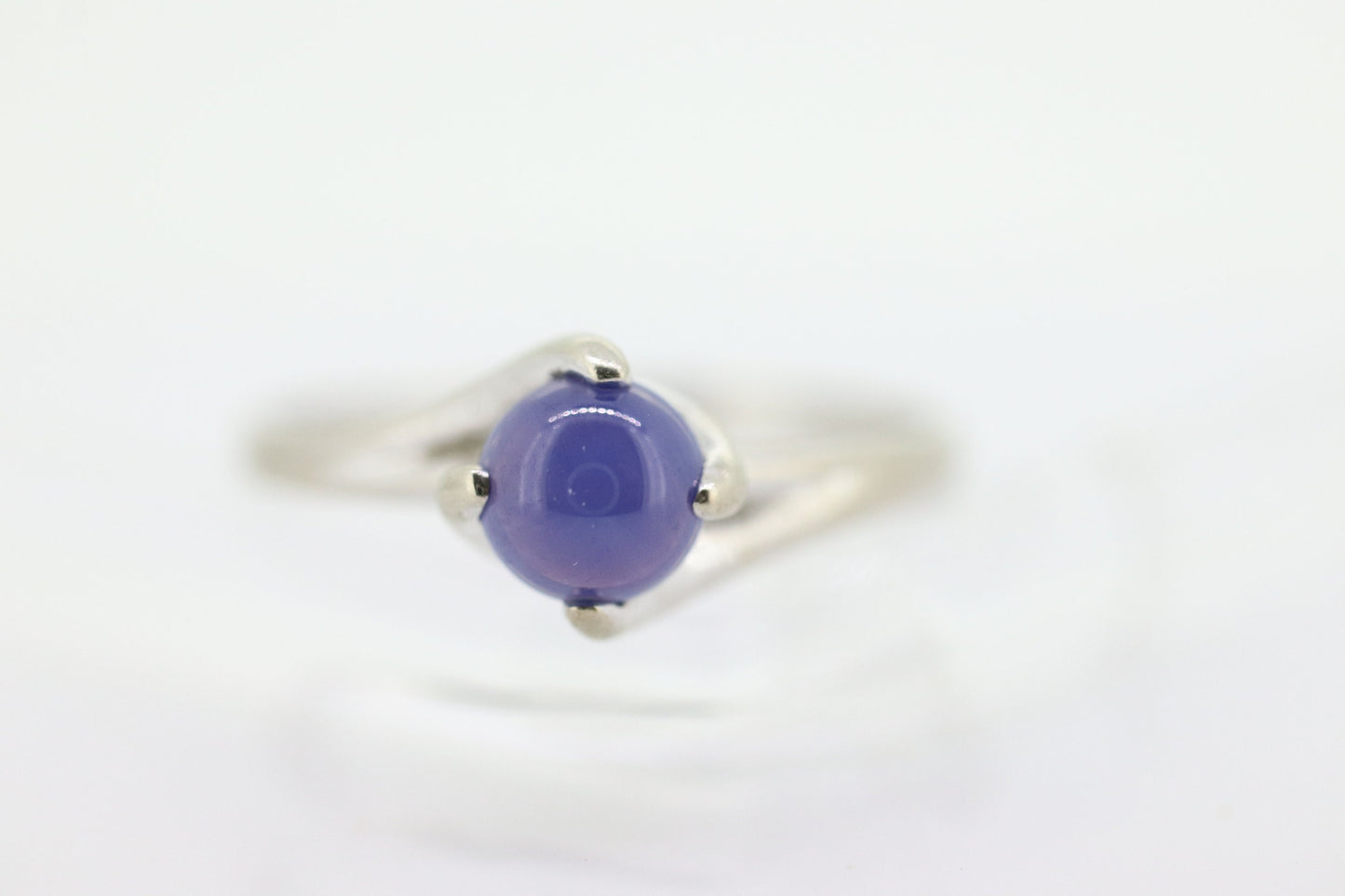 Linde Blue STAR Sapphire Solitaire ring. 10k White gold sapphire solitaire. Dainty Blue Star Sapphire bypass ring. st(30)