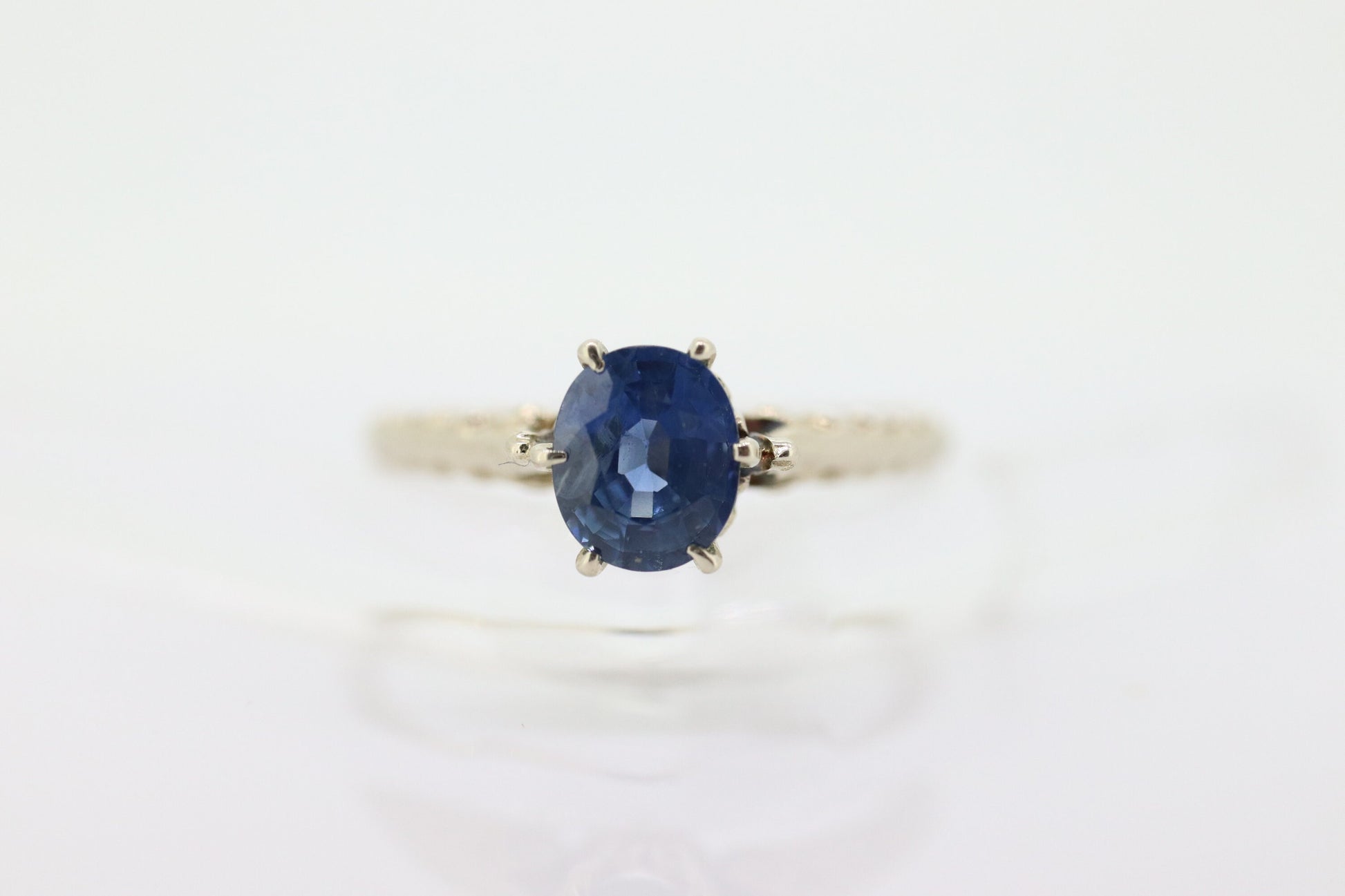 Large oval Sapphire 14k solitaire ring. 14k white gold Art deco engraved designs and high cathedral. st(63)