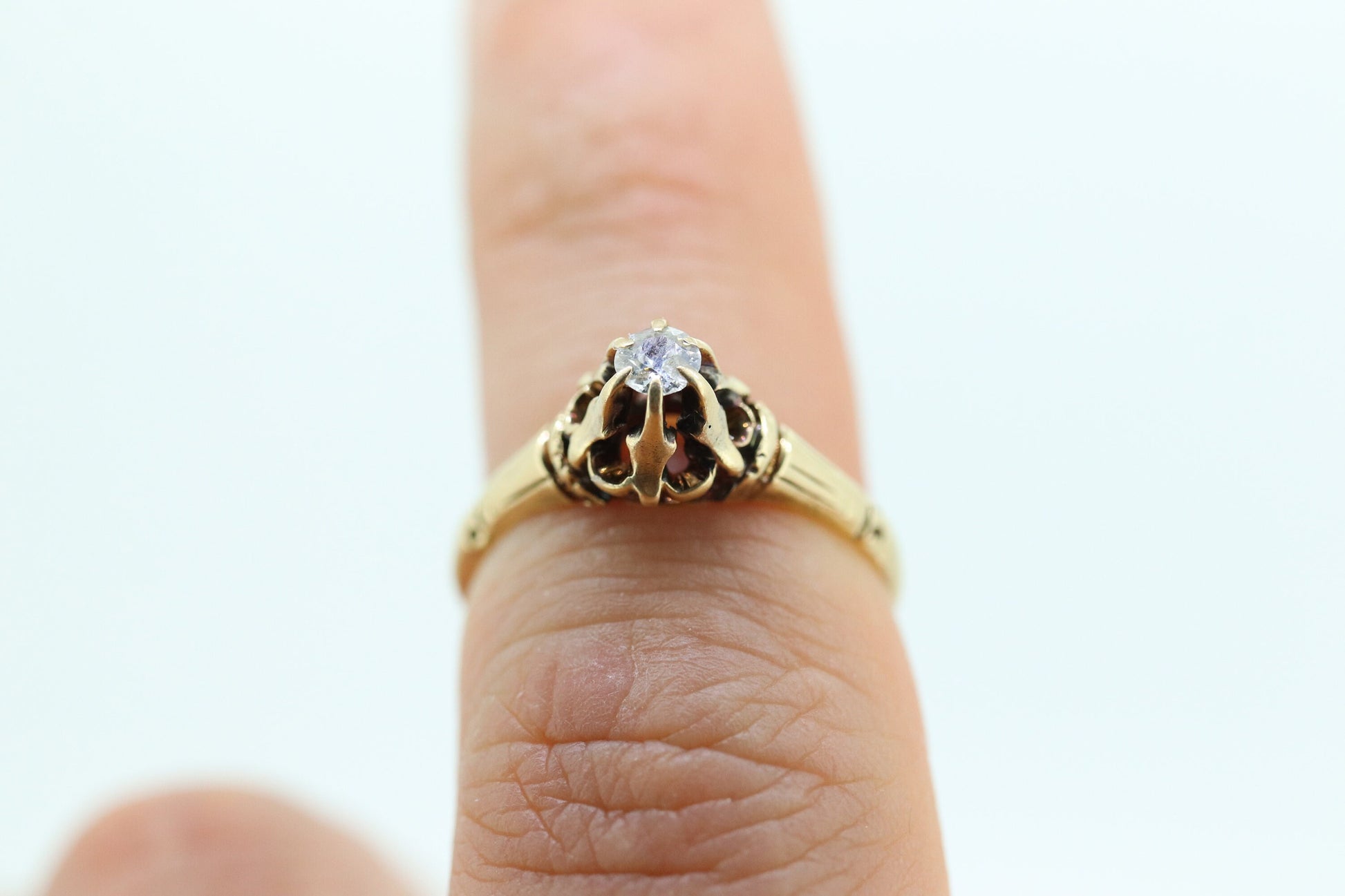 Antique Belcher Set Diamond 14k engraved ring. 0.15ct Victorian Prong Diamond Ring Women Buttercup diamond sz 7.5 st(81)
