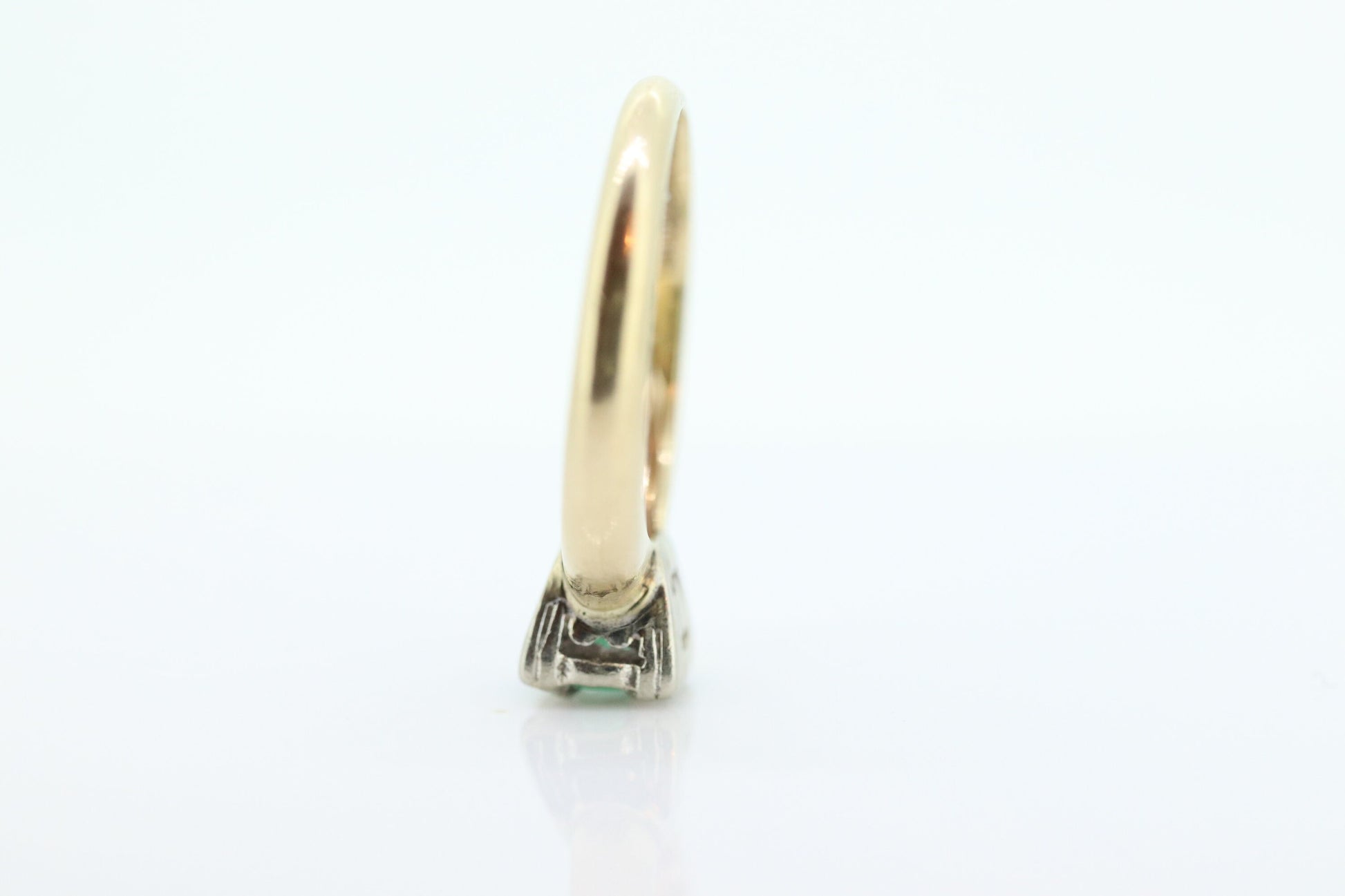 Vintage Art Deco Emerald Solitaire filigree Ring. 14k Gold emerald square cathedral Ring st(54)
