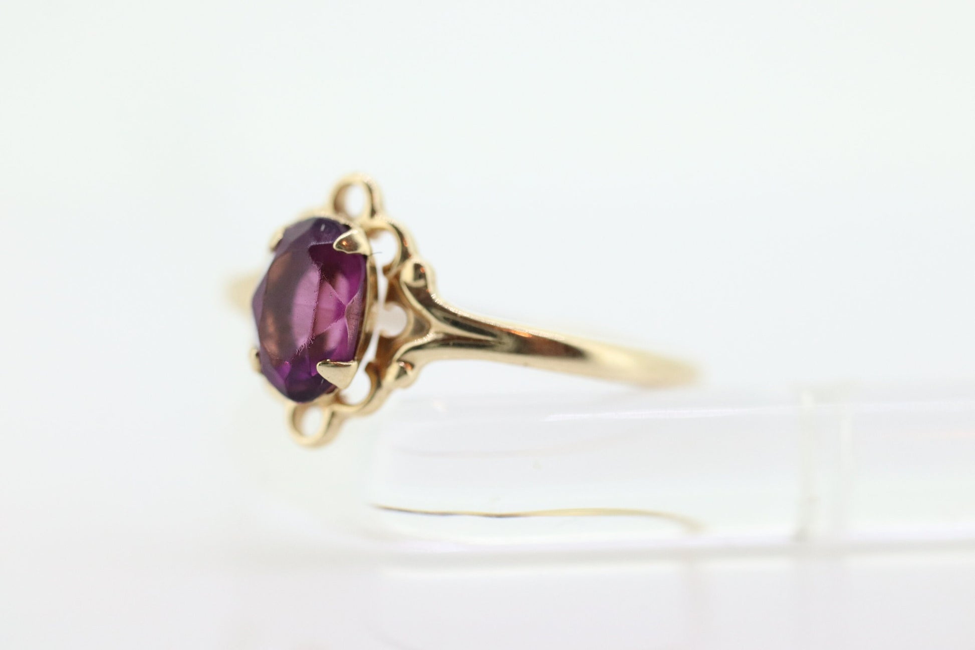 10k Purple Gem Prong Set. Paste Solitaire ring. st(15)