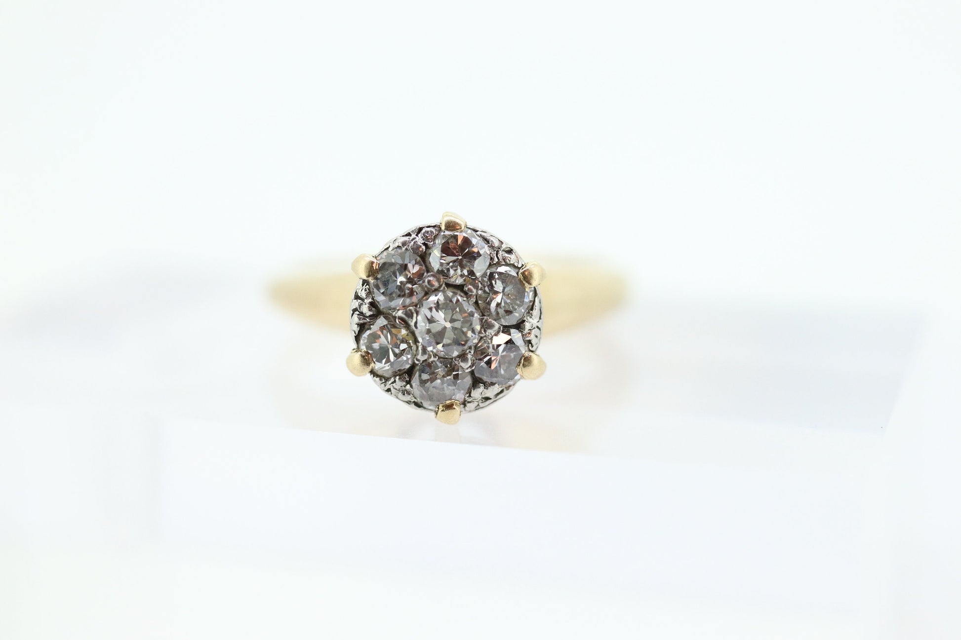 Vintage Diamond Daisy Cluster Elevated on Ring. 14k Yellow gold Vintage Diamond Daisy Cluster Illusion set ring. st(161)