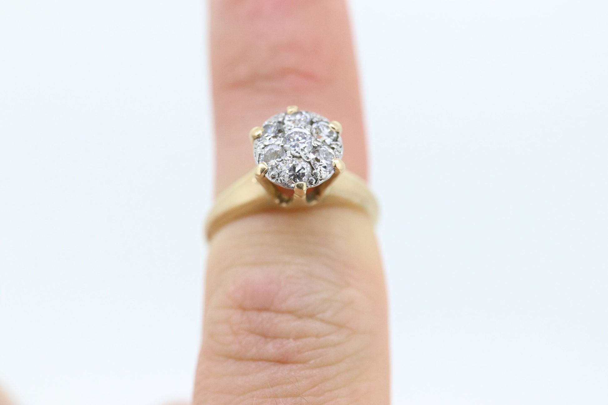 Vintage Diamond Daisy Cluster Elevated on Ring. 14k Yellow gold Vintage Diamond Daisy Cluster Illusion set ring. st(161)