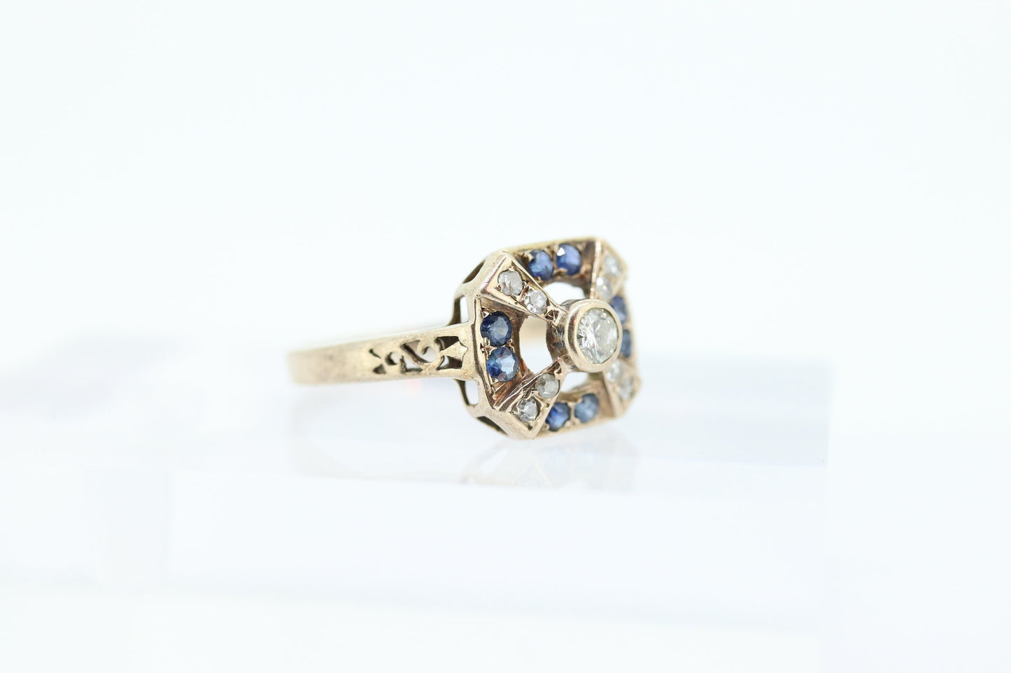 Antique ring. 10k diamond and sapphire shield ring. 10k White Gold Art Deco Square Target diamond shield ring. st(196)