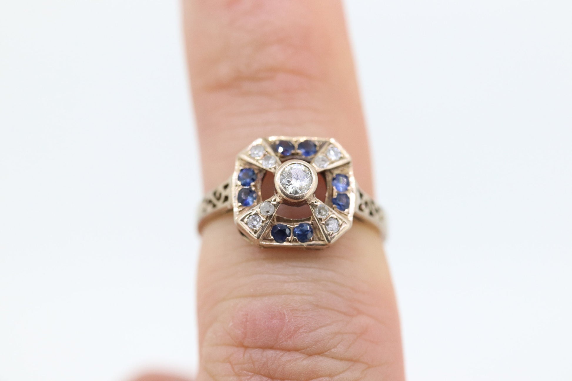 Antique ring. 10k diamond and sapphire shield ring. 10k White Gold Art Deco Square Target diamond shield ring. st(196)