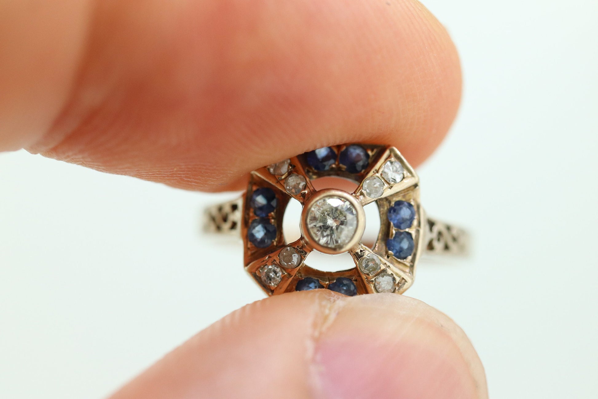 Antique ring. 10k diamond and sapphire shield ring. 10k White Gold Art Deco Square Target diamond shield ring. st(196)