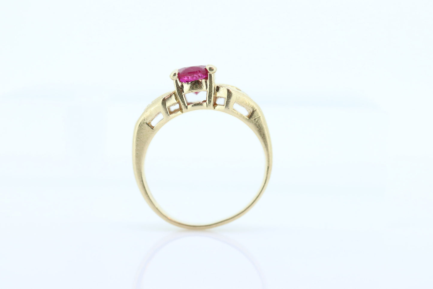 Vintage Ruby Ring. 14k Oval Ruby and Diamond Solitaire ring. Ruby Engagement ring. st(109)