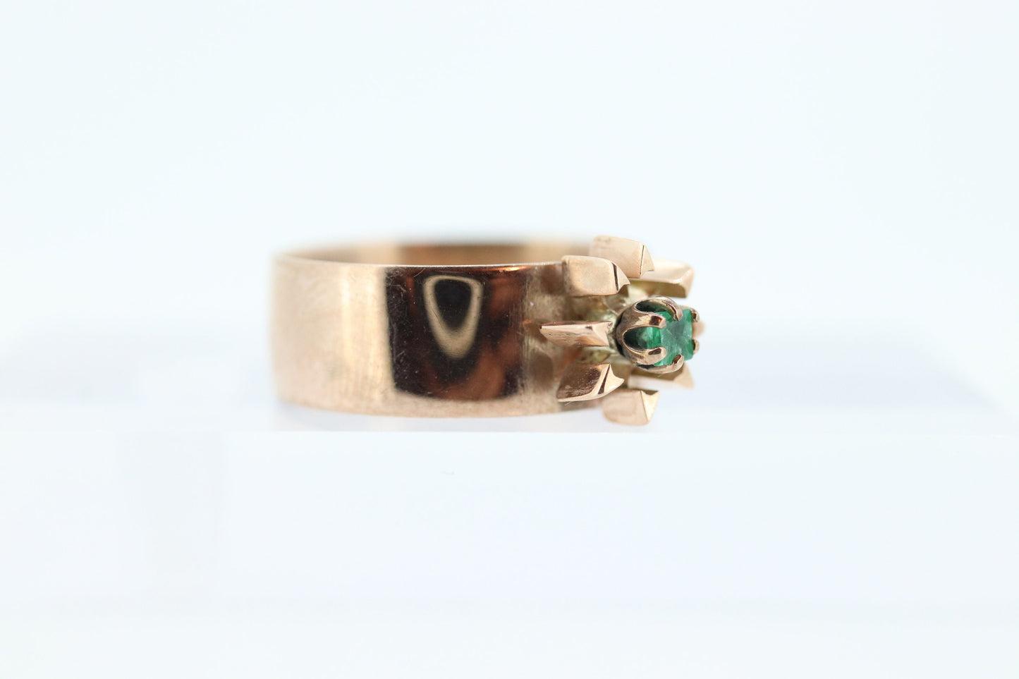 Antique 10k Victorian Emerald Star Burst Wide ring. Antique emerald STAR Burst Rose Gold Wide band cigar ring. st(98)