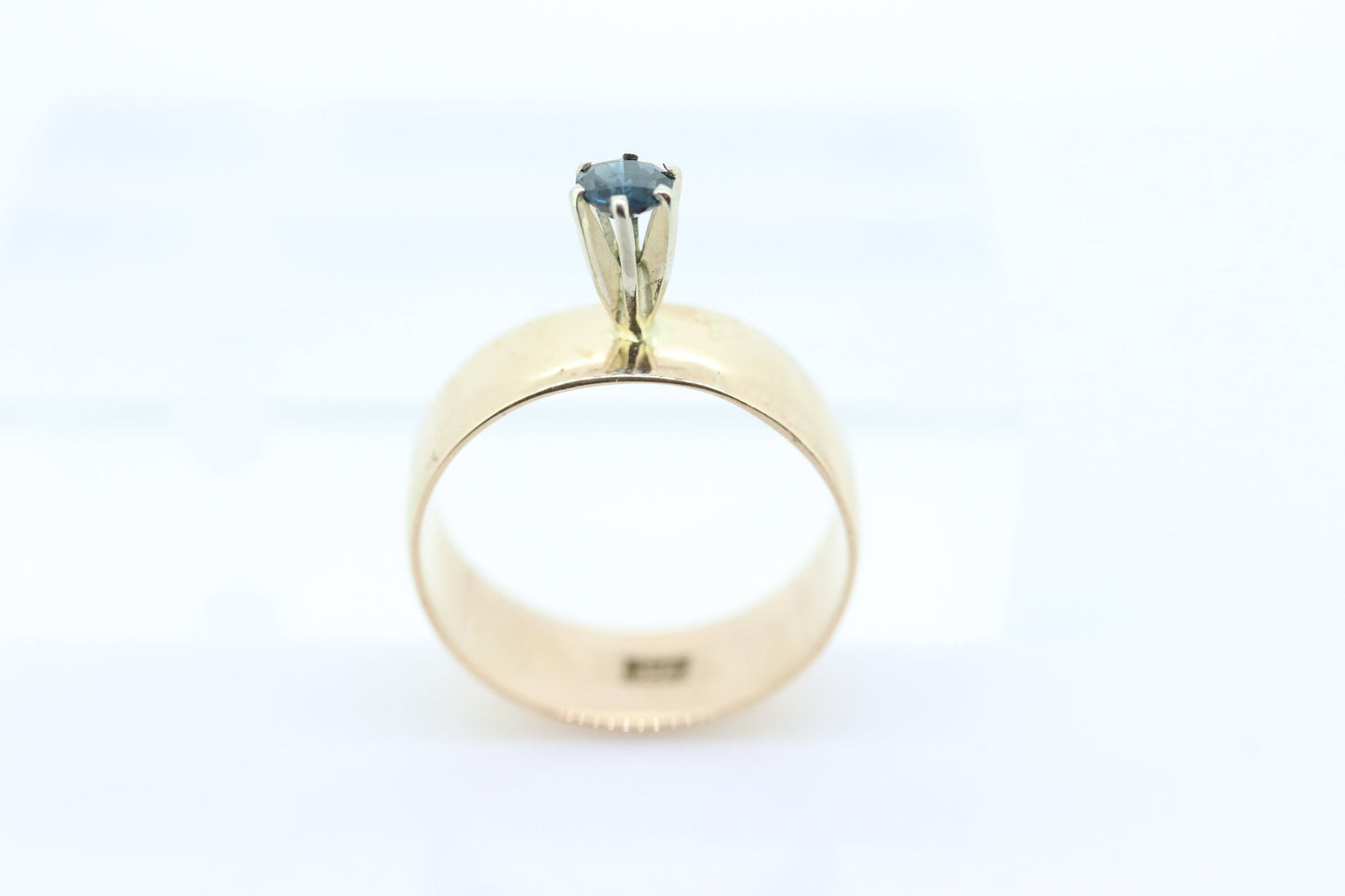 10k Blue Sapphire solitaire high setting ring. 10k Victorian Wide band Prong set Sapphire wide cigar band. st(130)