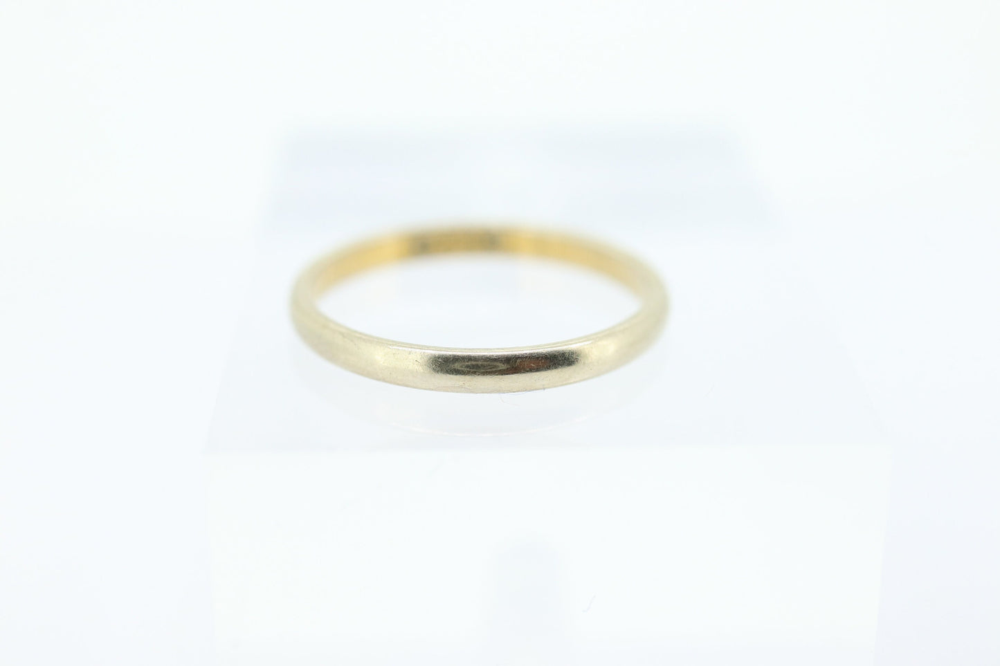 Vintage 14K White Gold Wedding Band 2mm. Sz 6.75 Promise band, engagement, gold ring, stackable ring, minimalist