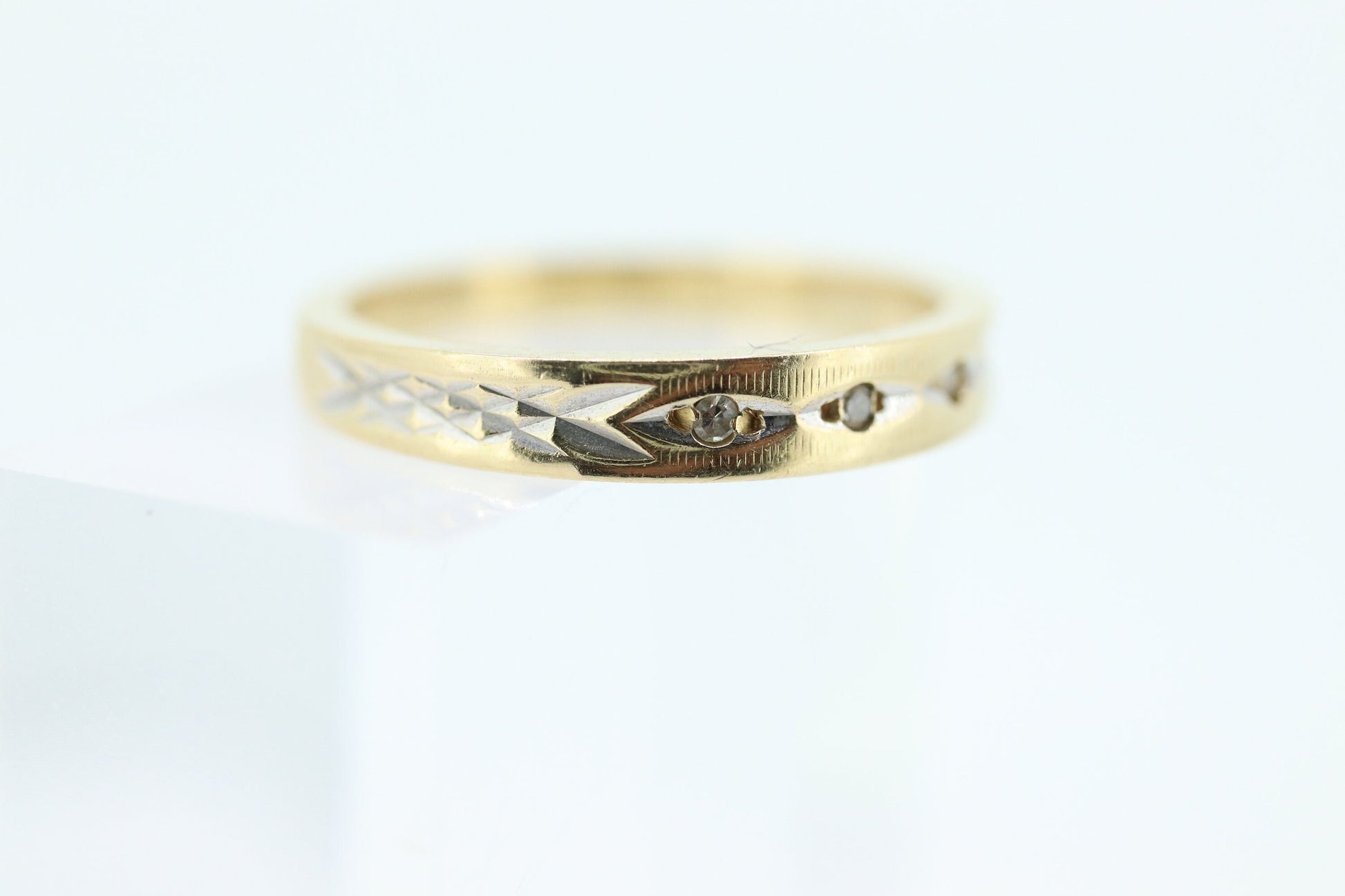 ARTCARVED 14k Gold Diamond Band. Art carved engraved textured band. Jr Wood Art Deco Diamond. st132