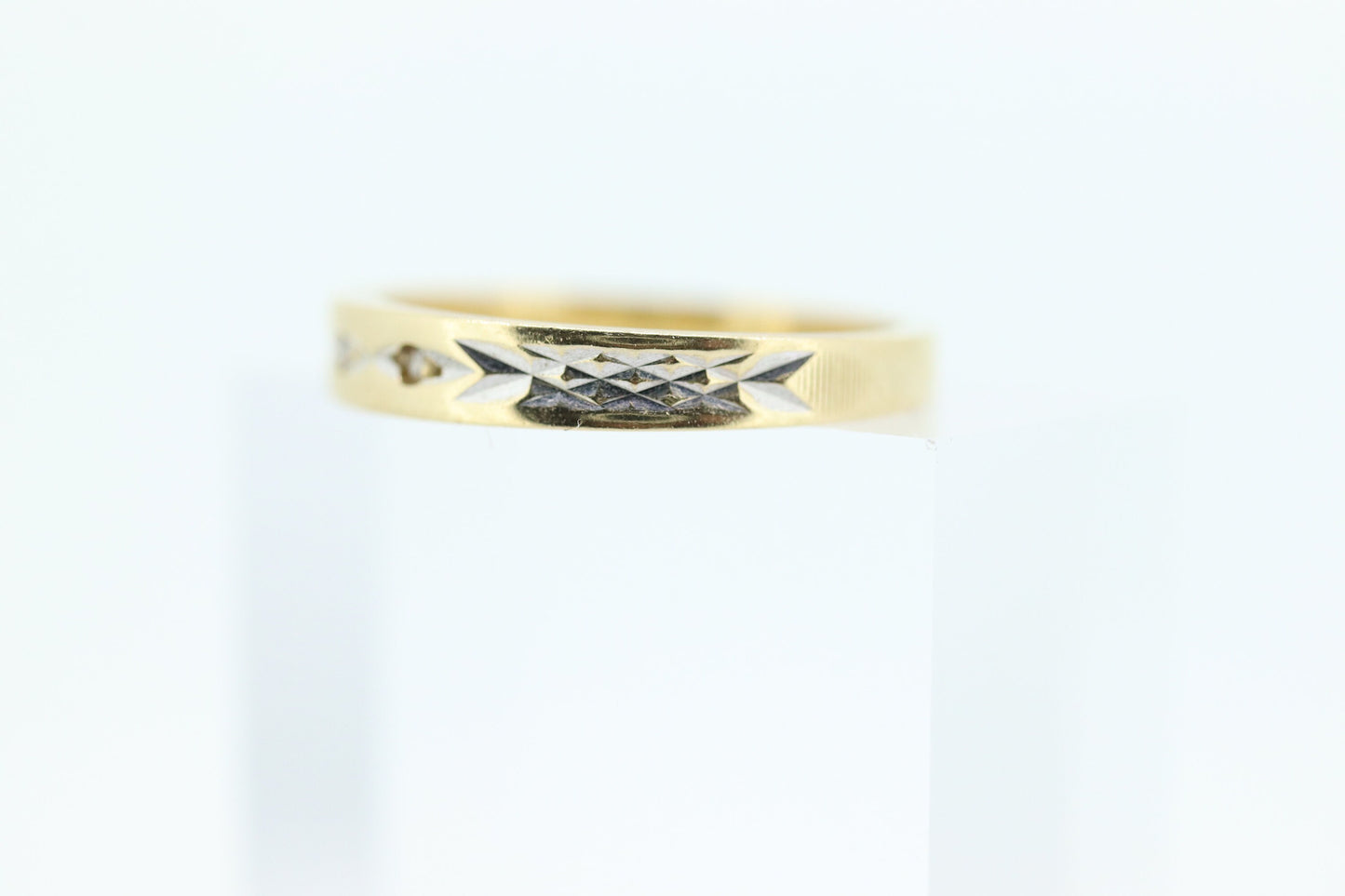 ARTCARVED 14k Gold Diamond Band. Art carved engraved textured band. Jr Wood Art Deco Diamond. st132