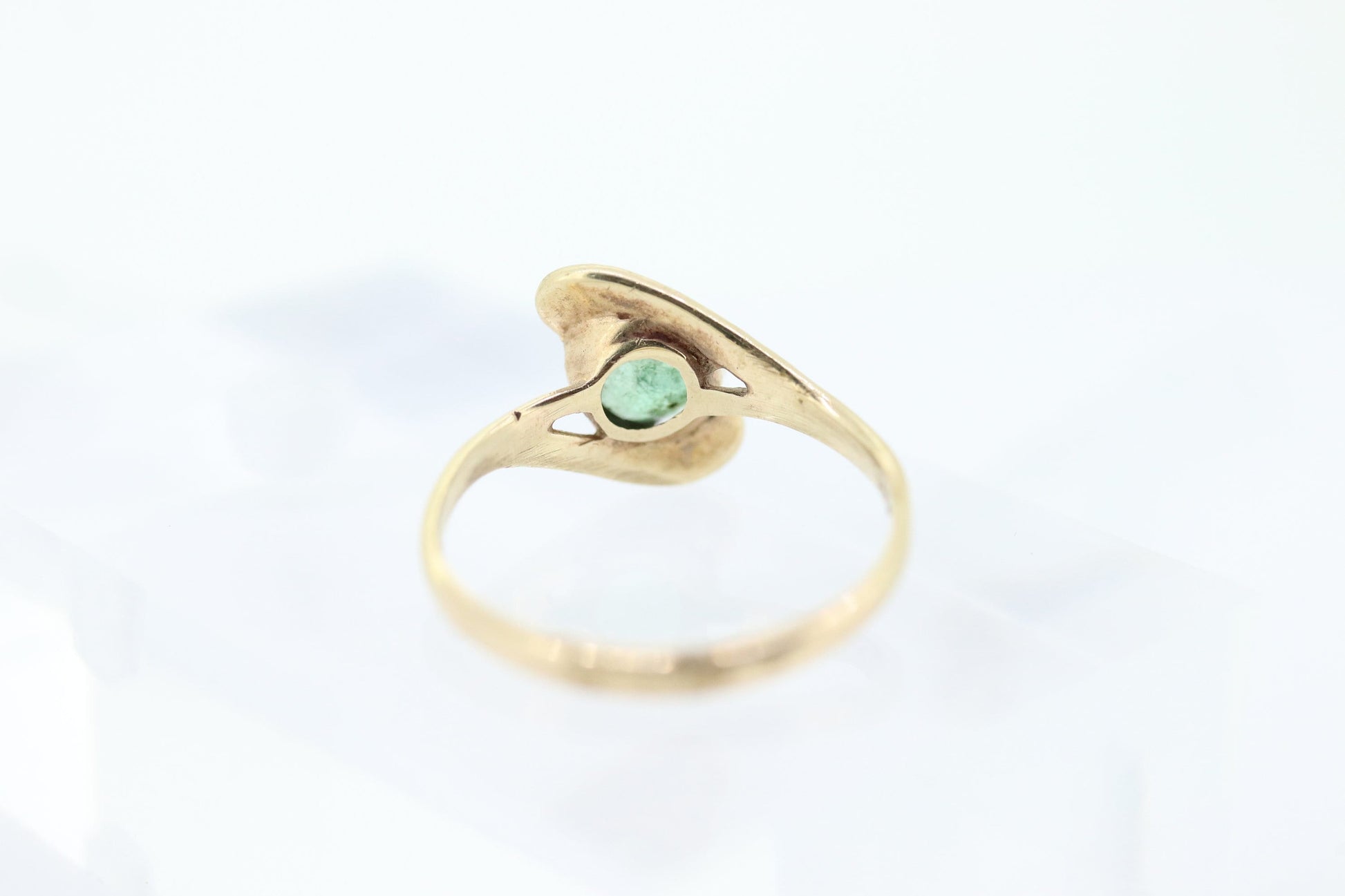 14k Oval Natural Emerald Yellow gold bypass ring. Genuine Natural Emerald Ring. st(88)