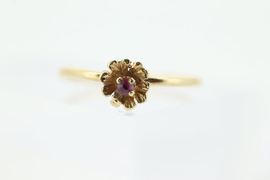 Flower Ruby Set dainty ring. Ring 14k Gold with tiny ruby. Flower Ring.Daisy flower ring. st(70)