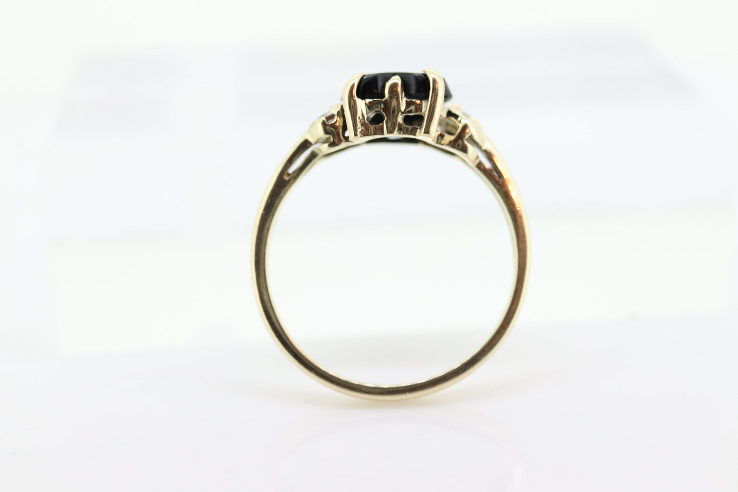 10k ONYX and diamond(CZ) HEART ring. Heart Onyx ring. st(120)