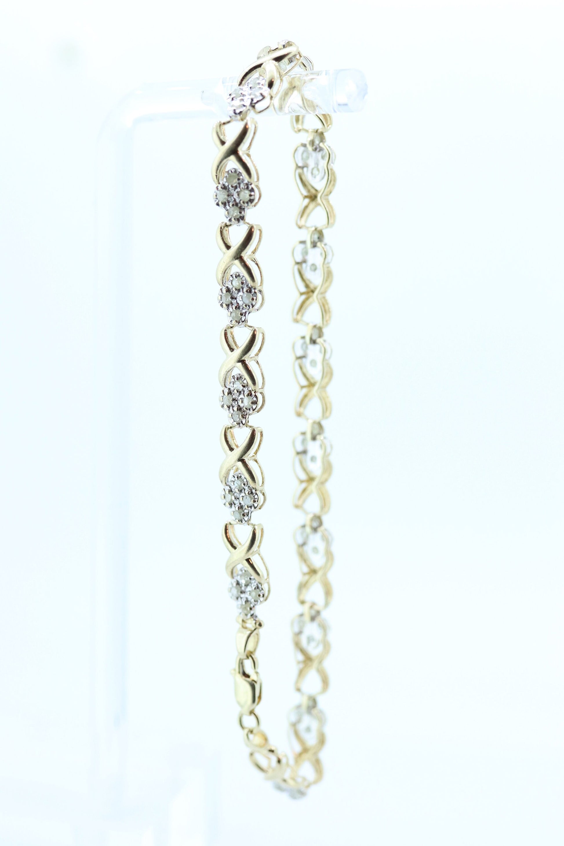 10k Diamond XOXO slide Bracelet. 10k Yellow White Gold Kiss Hug Diamond Bracelet.  st(145)