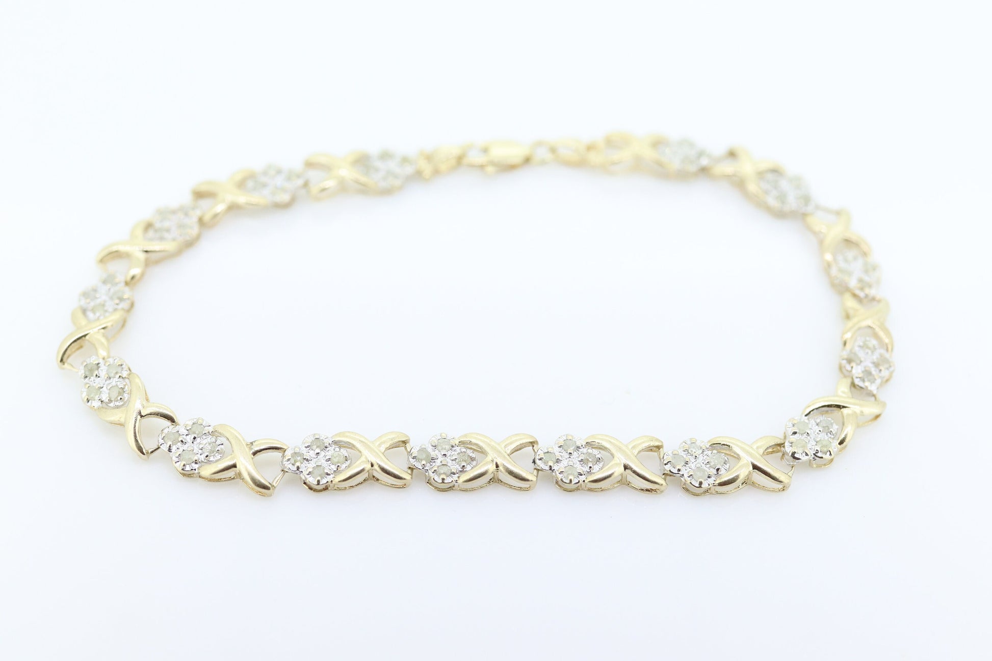 10k Diamond XOXO slide Bracelet. 10k Yellow White Gold Kiss Hug Diamond Bracelet.  st(145)